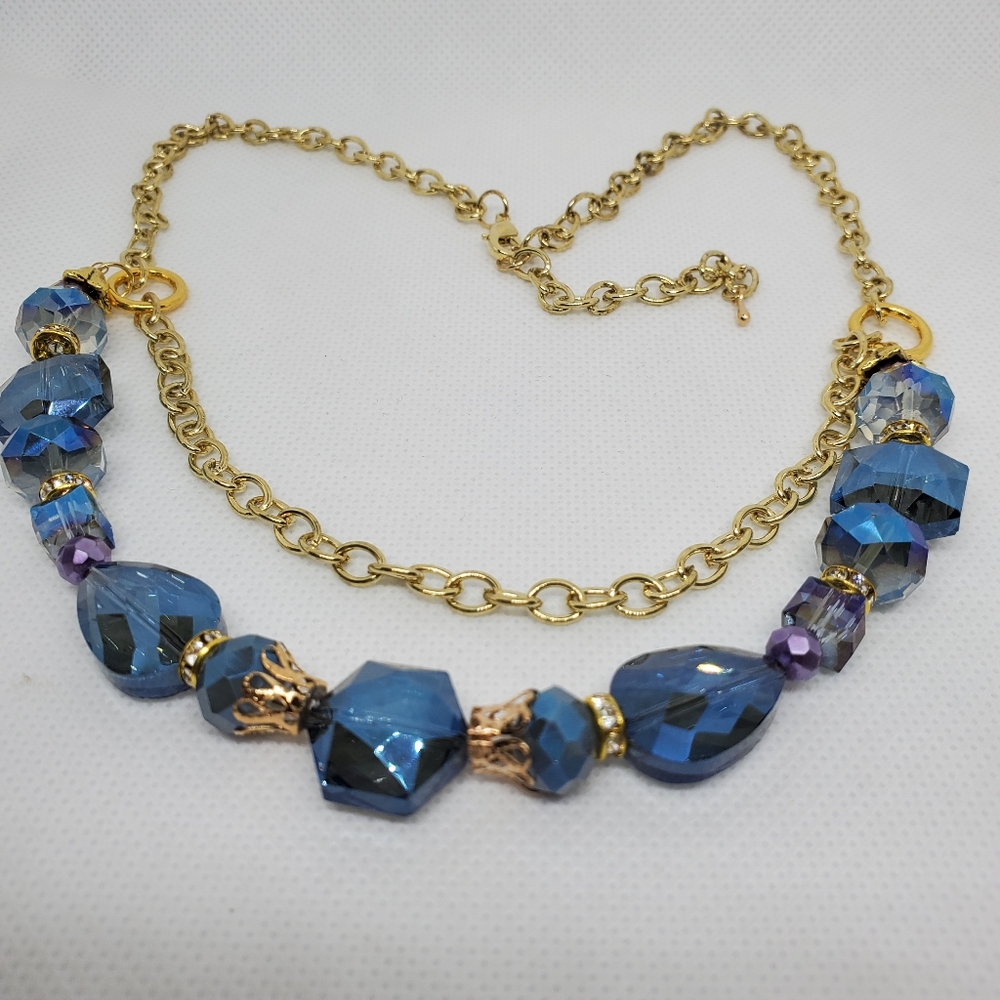 Necklace - Picture 2 of 4